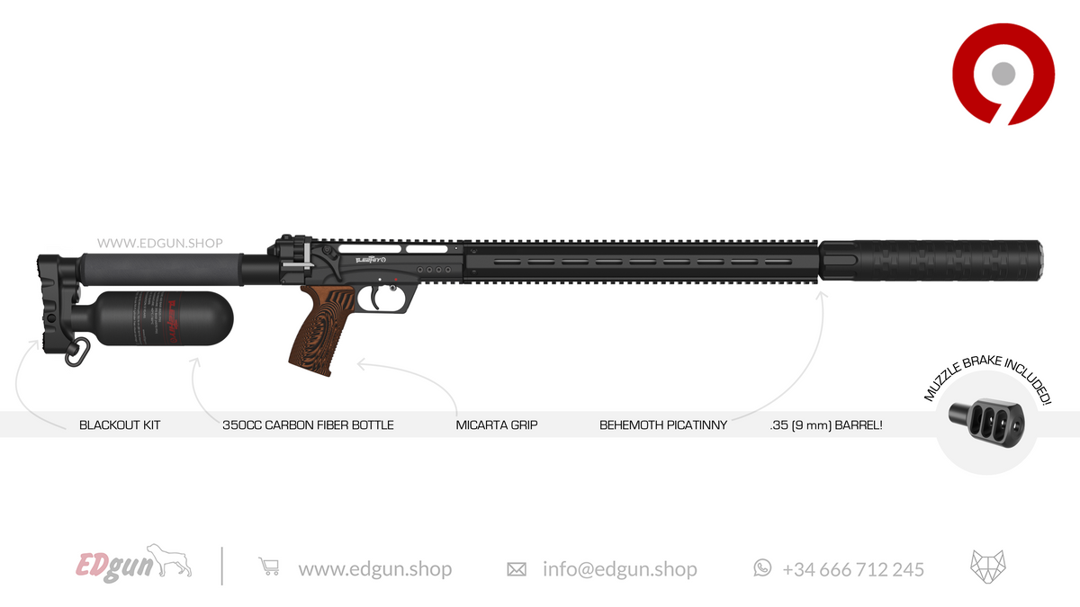 Haqiqiy ona jinsiy aloqa Video erkakni yuzi oldida masturbatsiya qilib masturbatsiya qiladi.