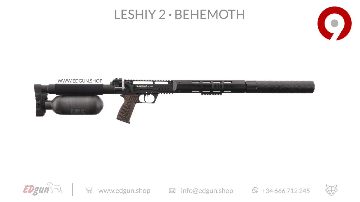 Custom Leshiy 2 Behemoth mit 470cc Kohlefaserflasche